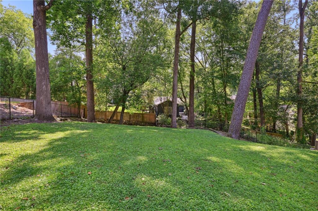 2129 Howell Mill Road NW