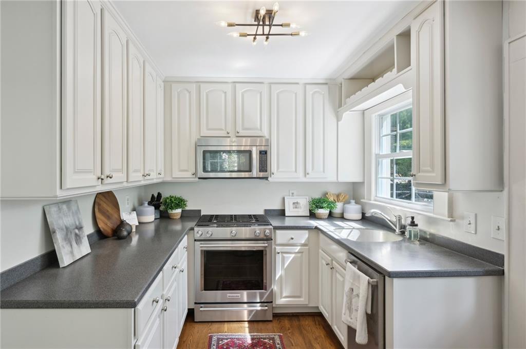 2129 Howell Mill Road NW