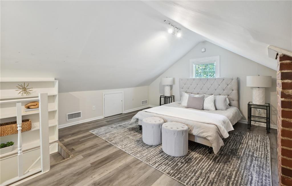 2129 Howell Mill Road NW