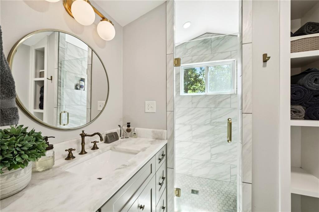 2129 Howell Mill Road NW