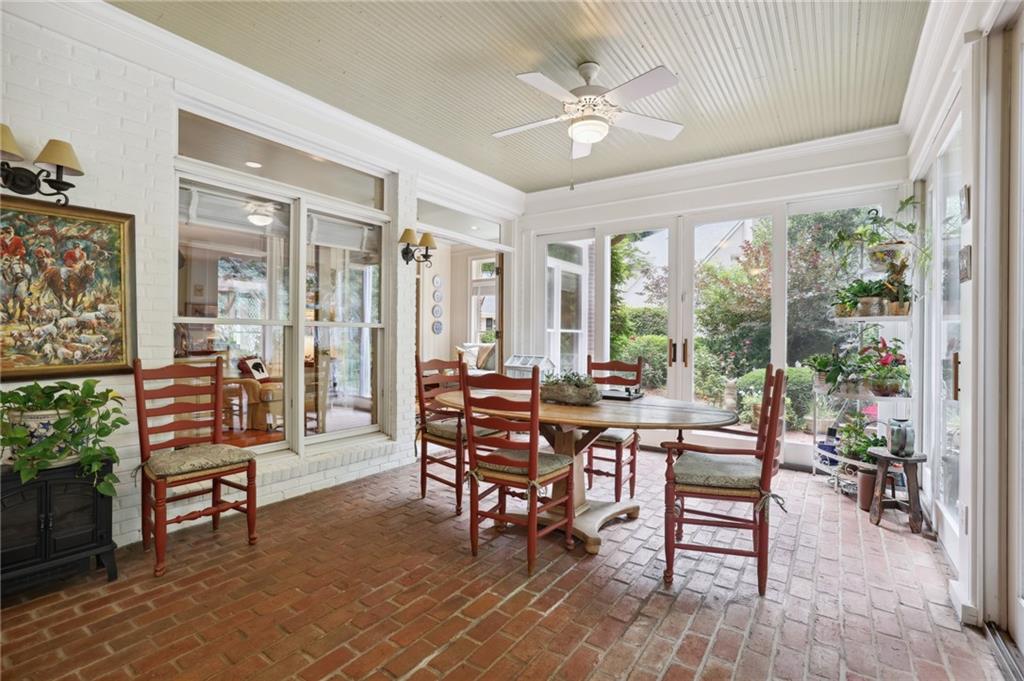 840 Stovall Place NE