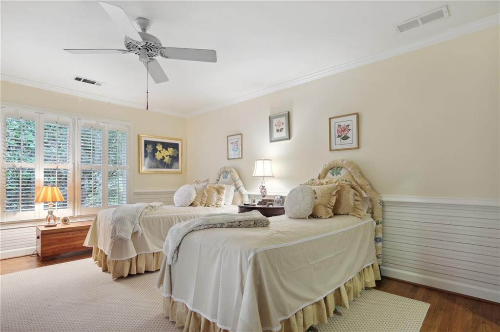 840 Stovall Place NE