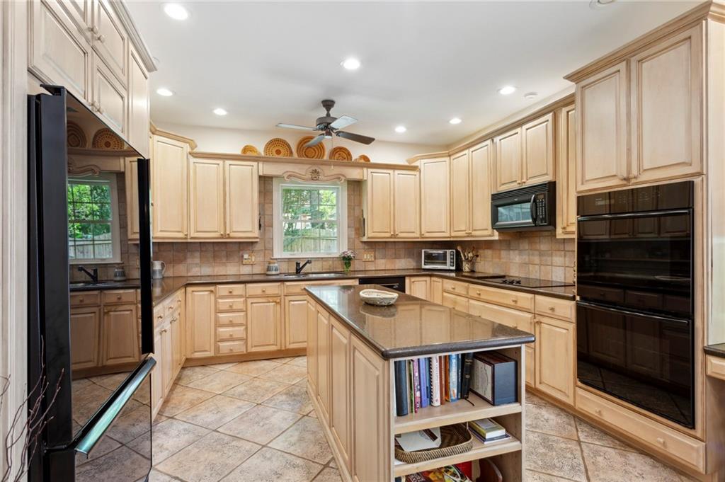 545 Mount Vernon Highway NW