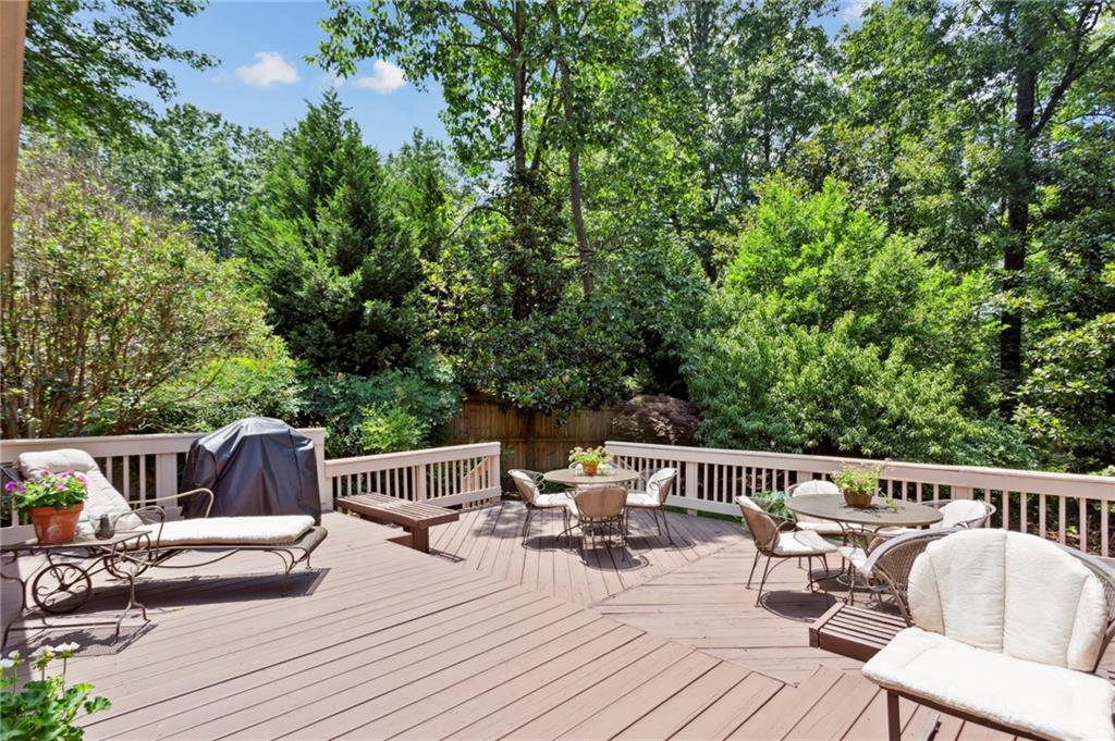 545 Mount Vernon Highway NW