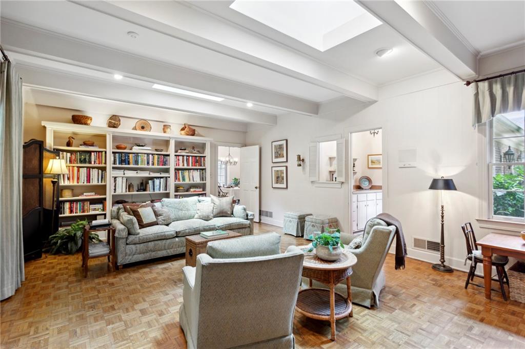 545 Mount Vernon Highway NW