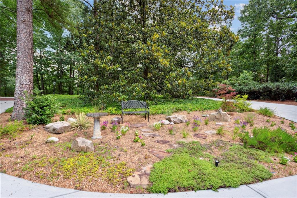 545 Mount Vernon Highway NW