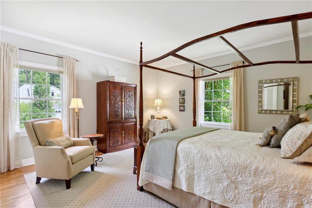 545 Mount Vernon Highway NW