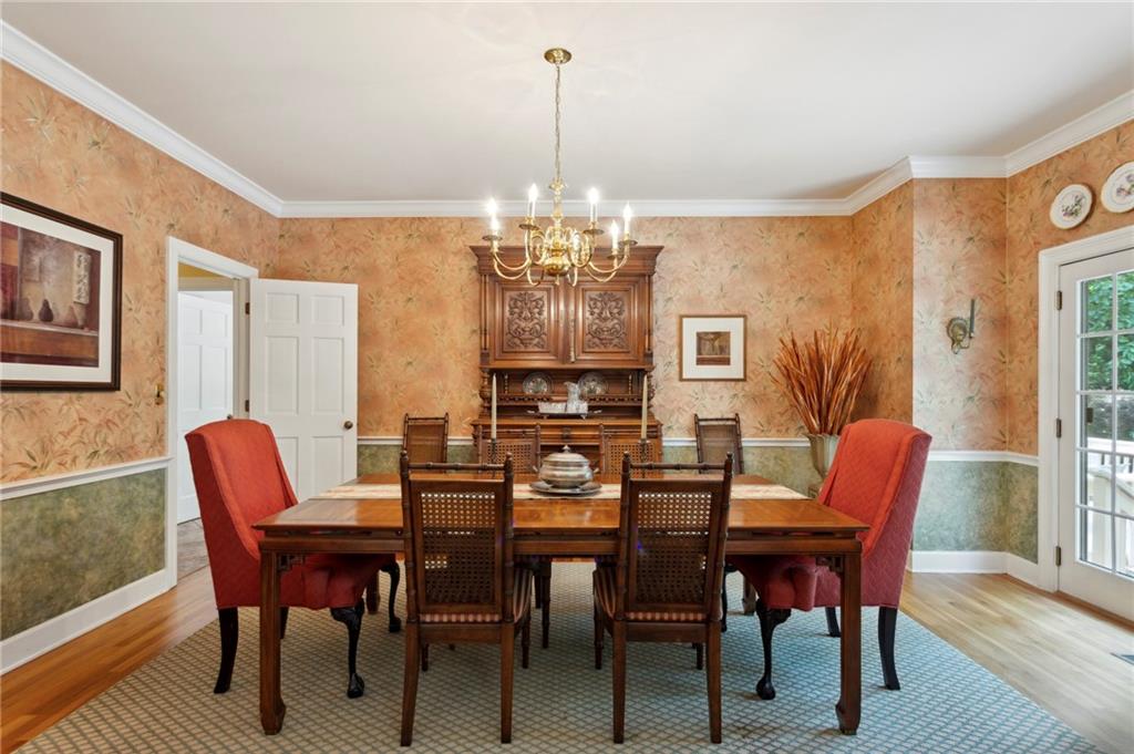 545 Mount Vernon Highway NW