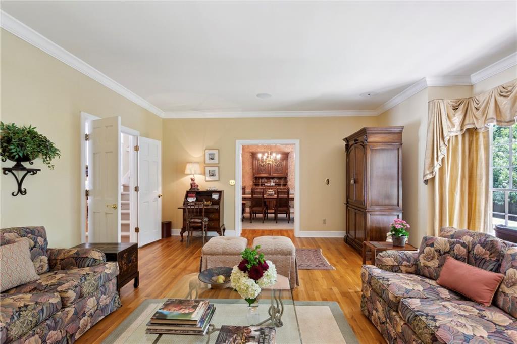 545 Mount Vernon Highway NW