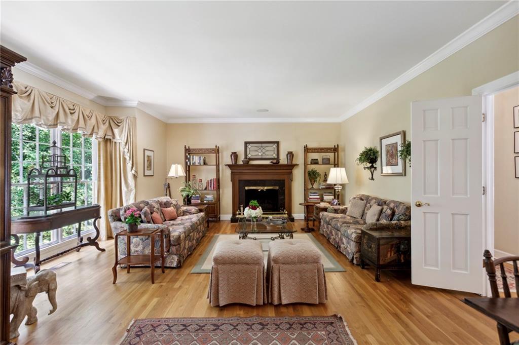 545 Mount Vernon Highway NW