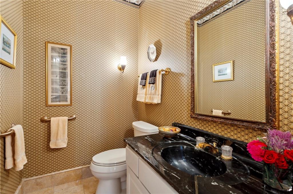 545 Mount Vernon Highway NW