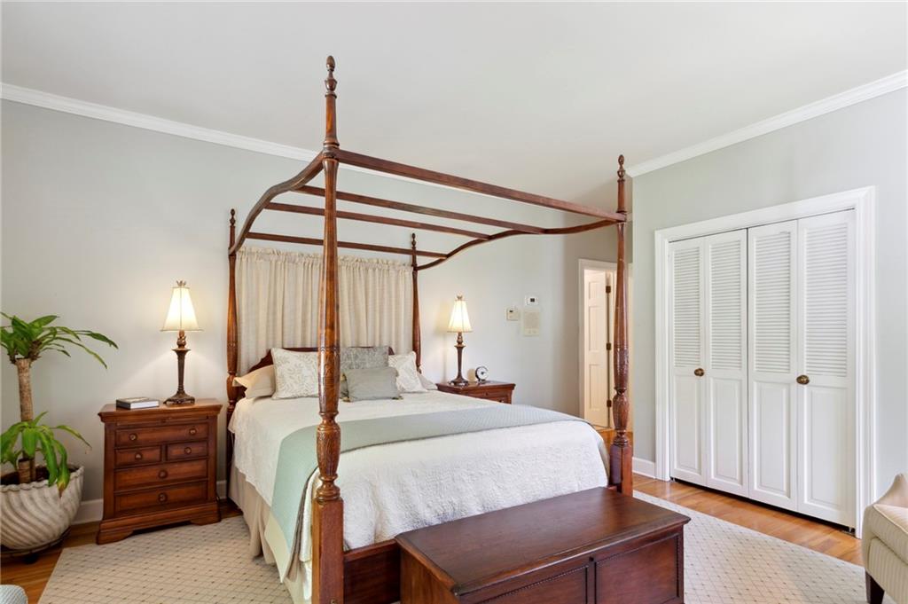 545 Mount Vernon Highway NW