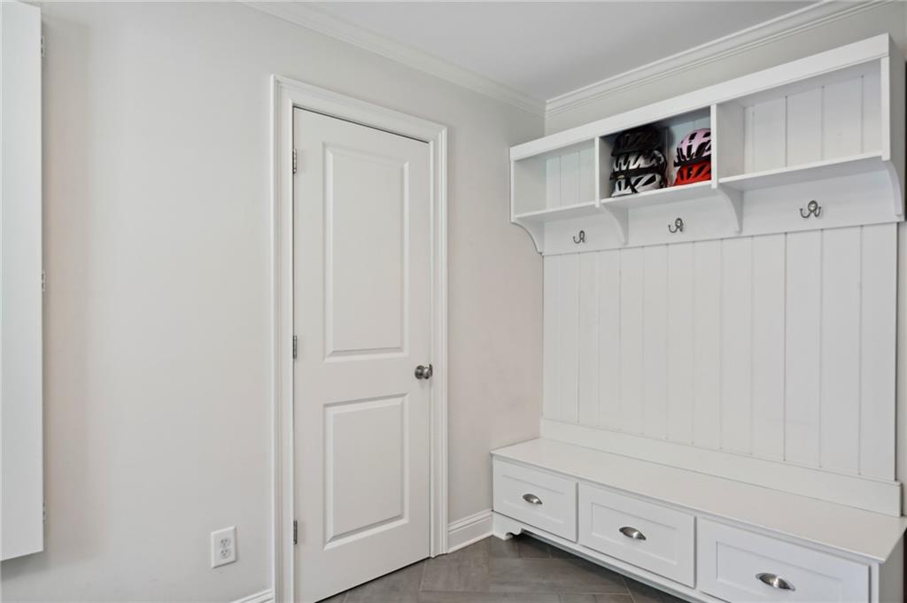 2867 Sequoyah Drive NW