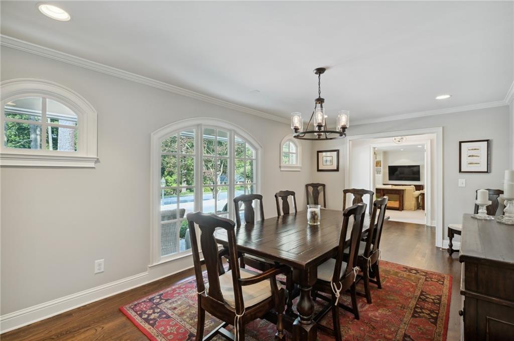 2867 Sequoyah Drive NW