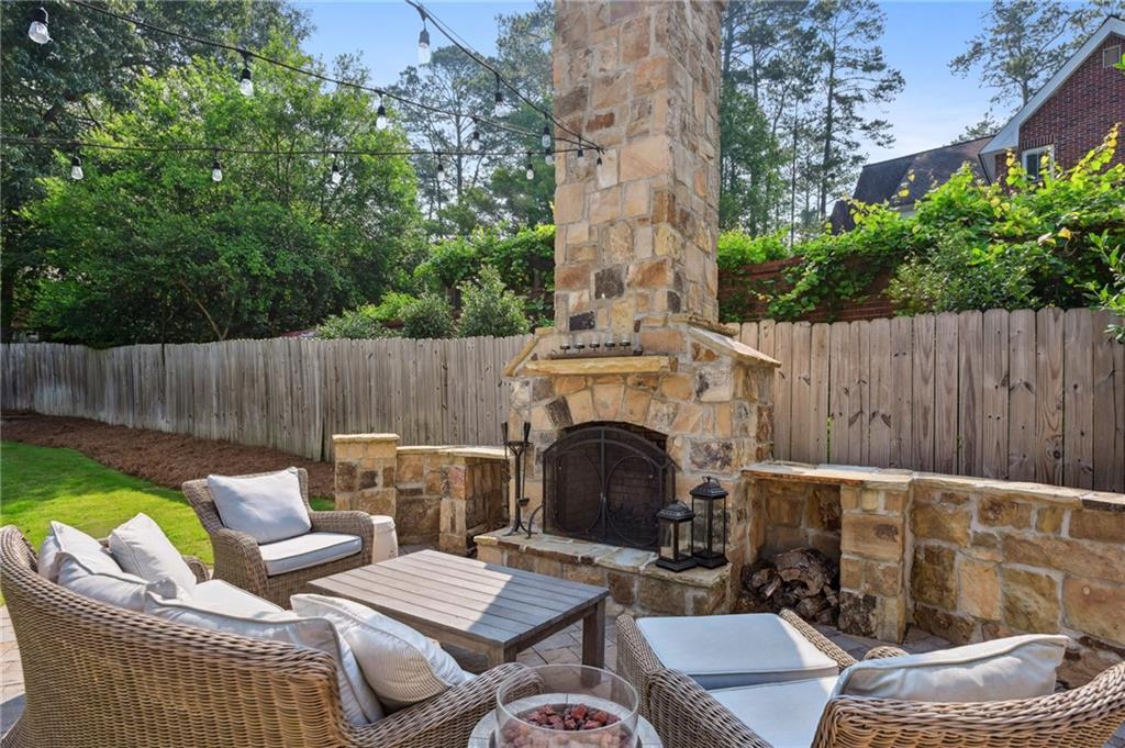 2867 Sequoyah Drive NW