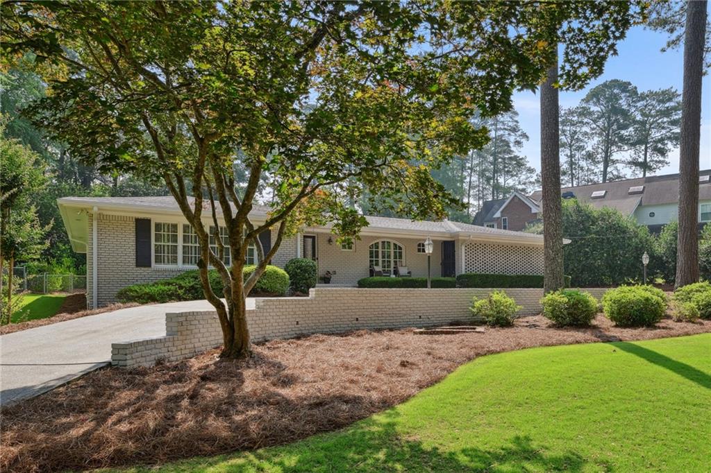 2867 Sequoyah Drive NW