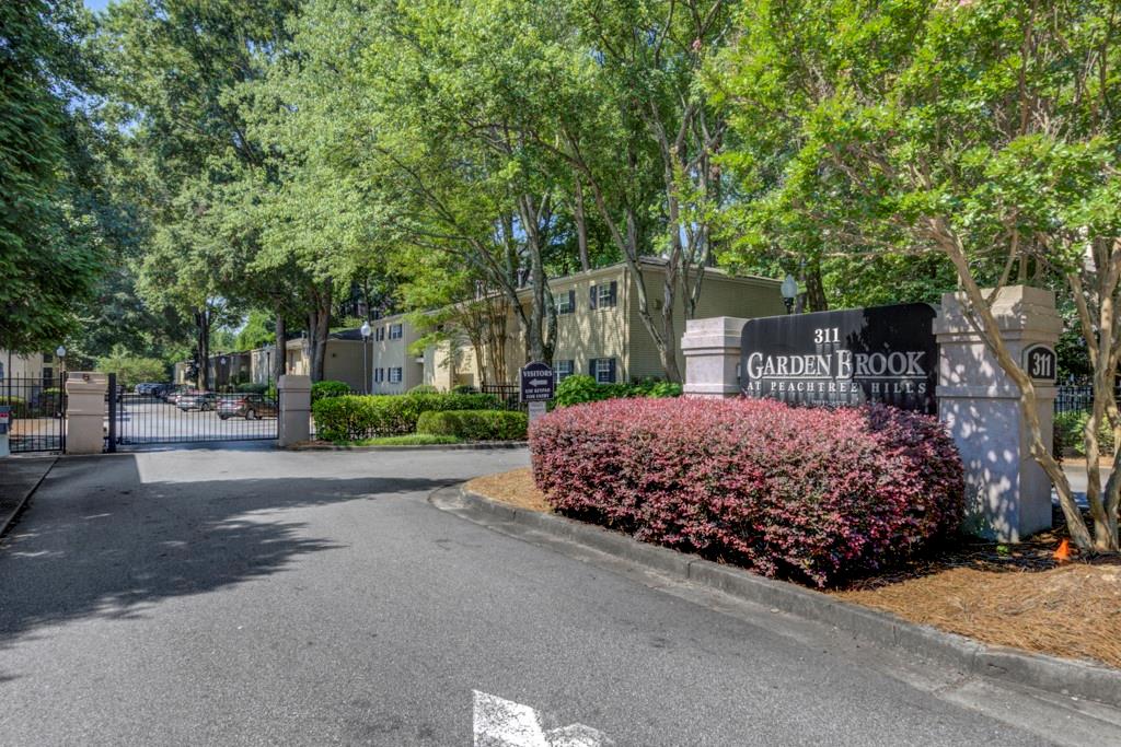 311 Peachtree Hills Avenue NE Unit 7A
