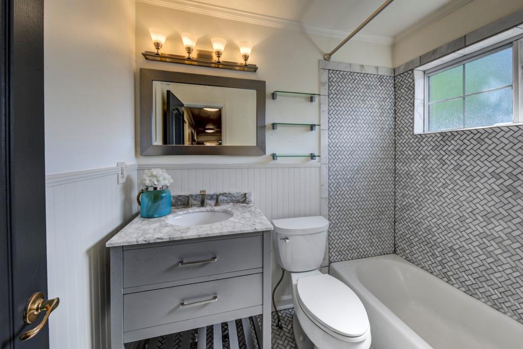 311 Peachtree Hills Avenue NE Unit 7A