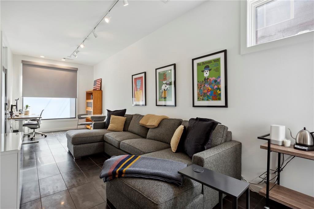 144 Sampson Street NE