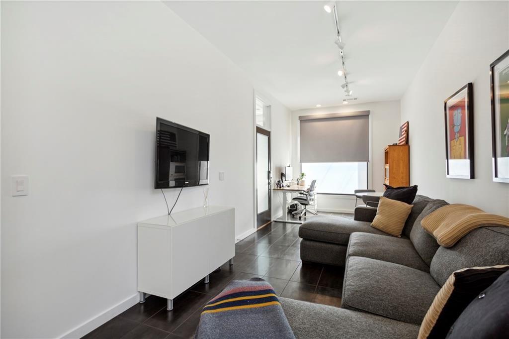 144 Sampson Street NE