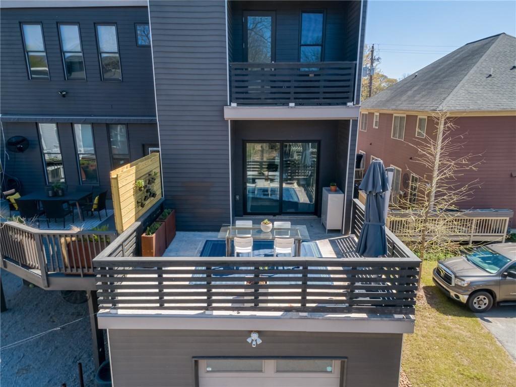 144 Sampson Street NE