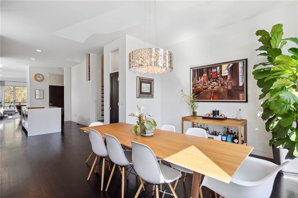 144 Sampson Street NE