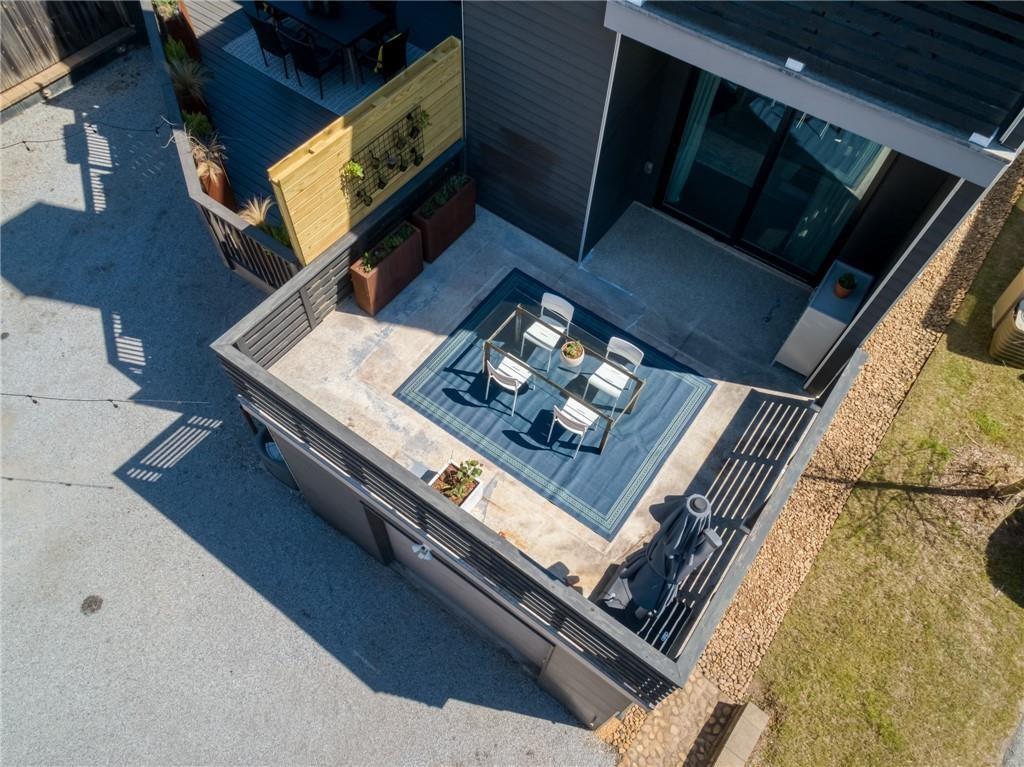 144 Sampson Street NE