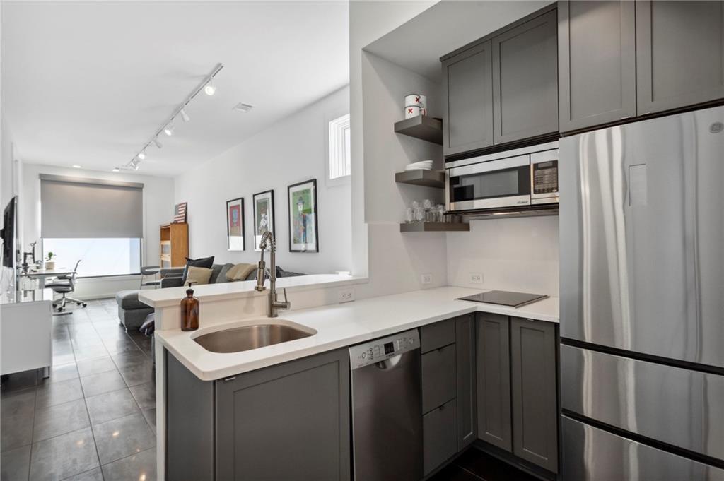 144 Sampson Street NE