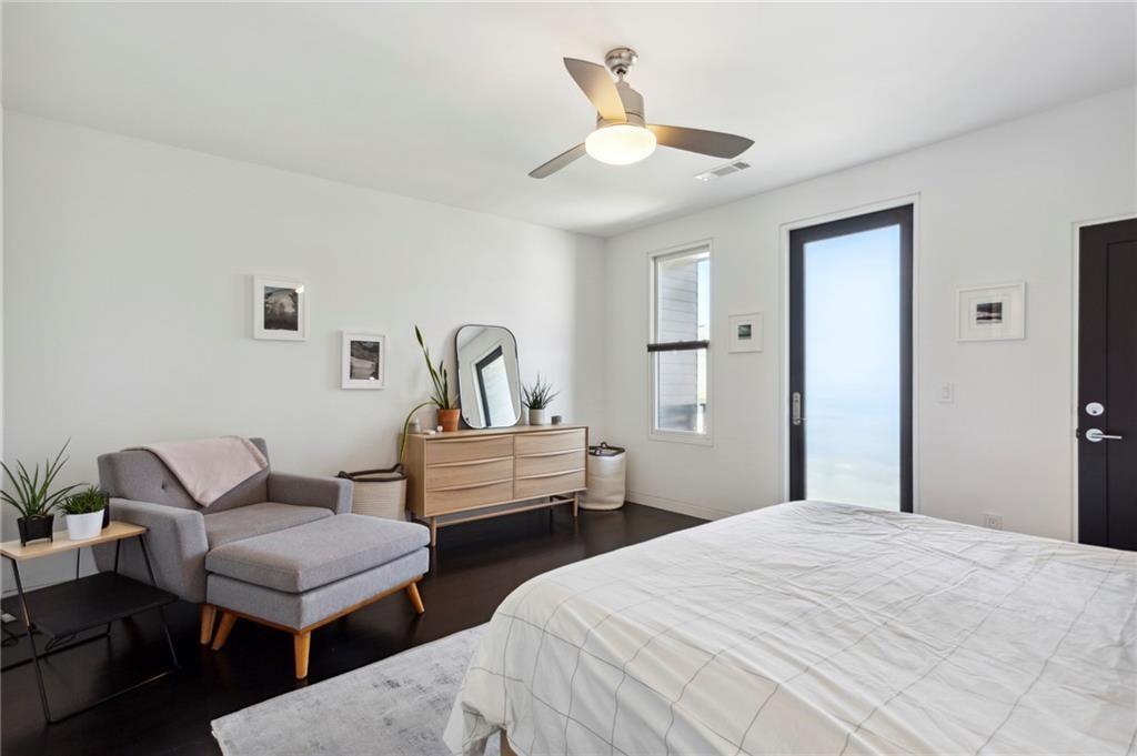 144 Sampson Street NE