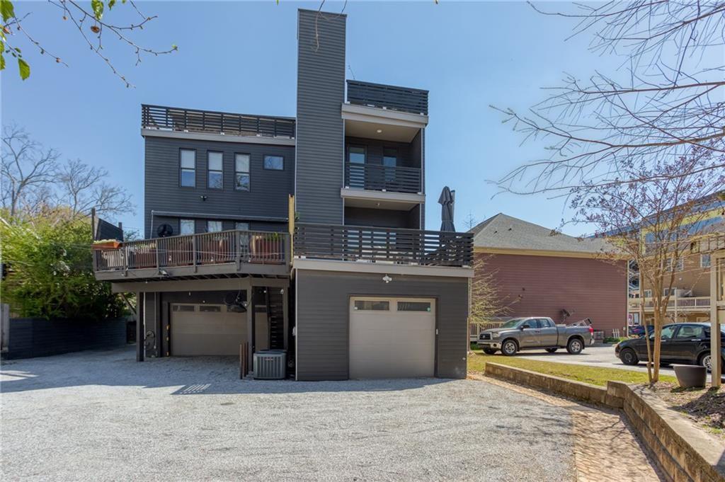 144 Sampson Street NE