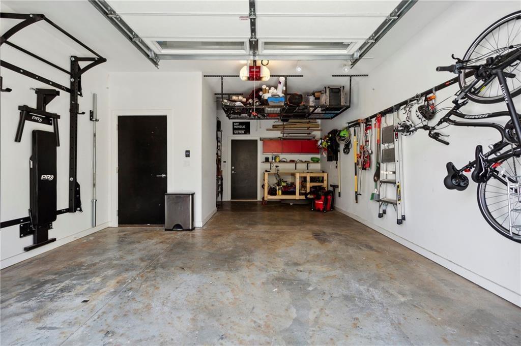 144 Sampson Street NE