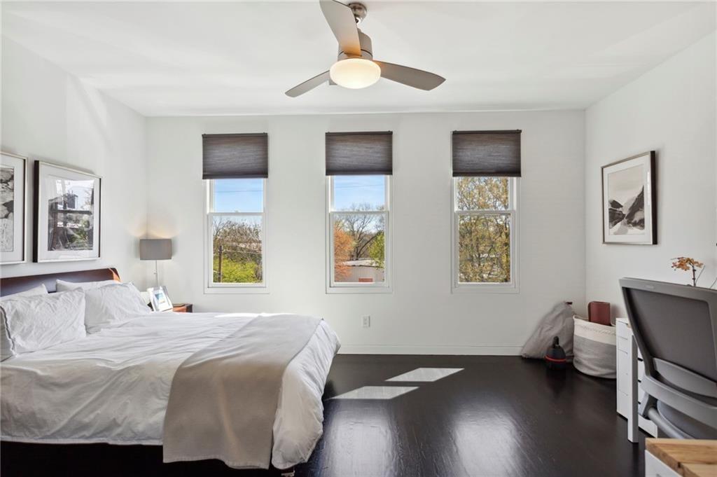 144 Sampson Street NE