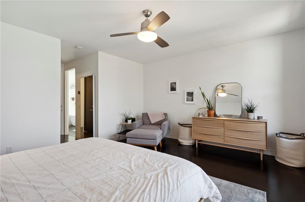 144 Sampson Street NE