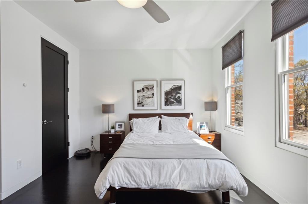 144 Sampson Street NE