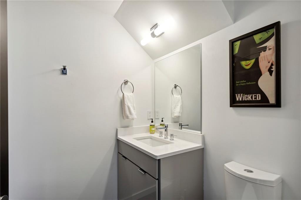 144 Sampson Street NE