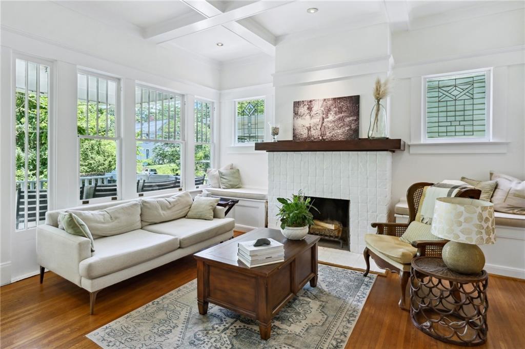 1229 McLendon Avenue NE