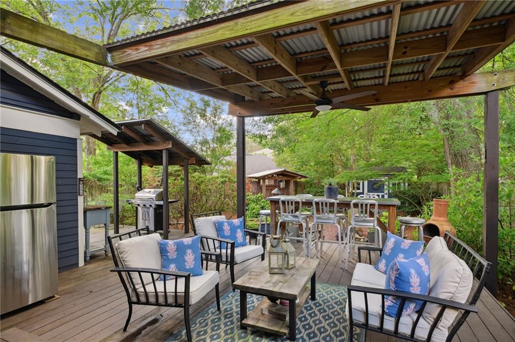 1229 McLendon Avenue NE