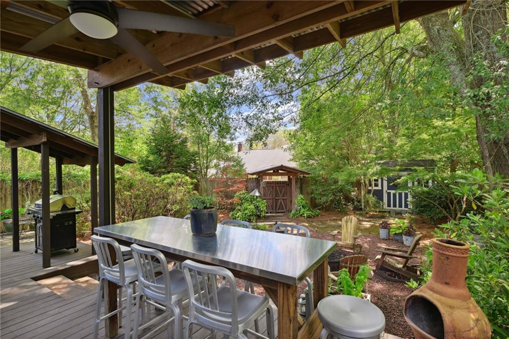 1229 McLendon Avenue NE