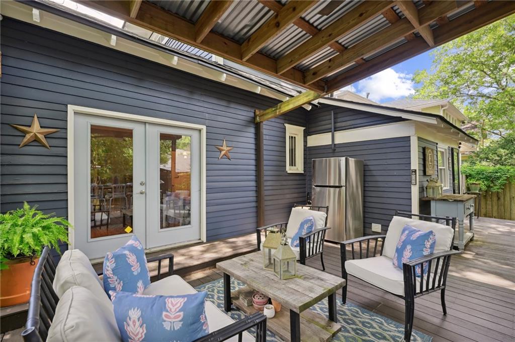 1229 McLendon Avenue NE