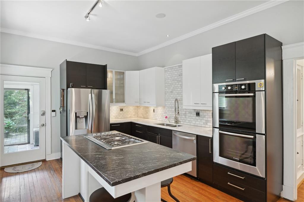 1229 McLendon Avenue NE