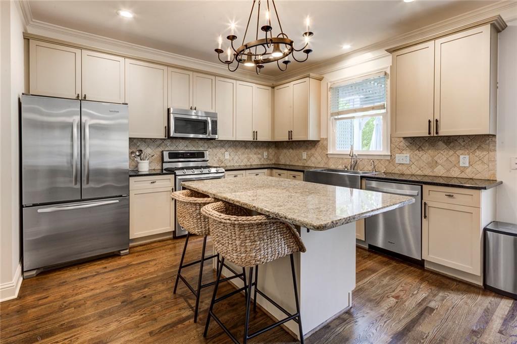 1564 Gilstrap Lane NW