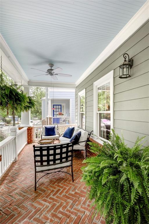 1564 Gilstrap Lane NW