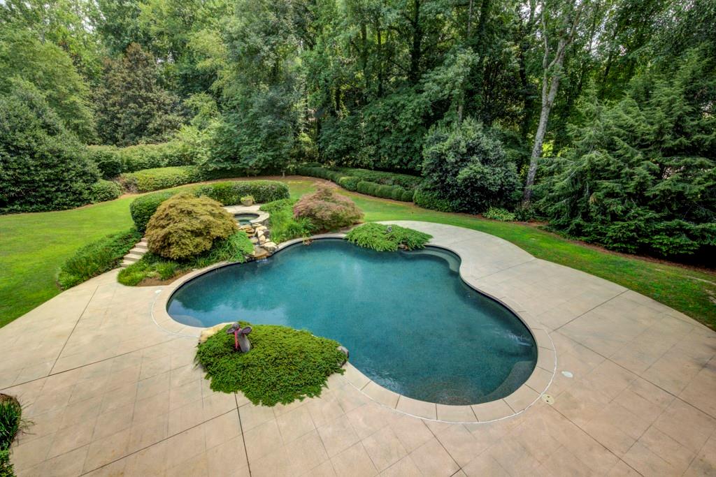 730 Heards Ferry Road