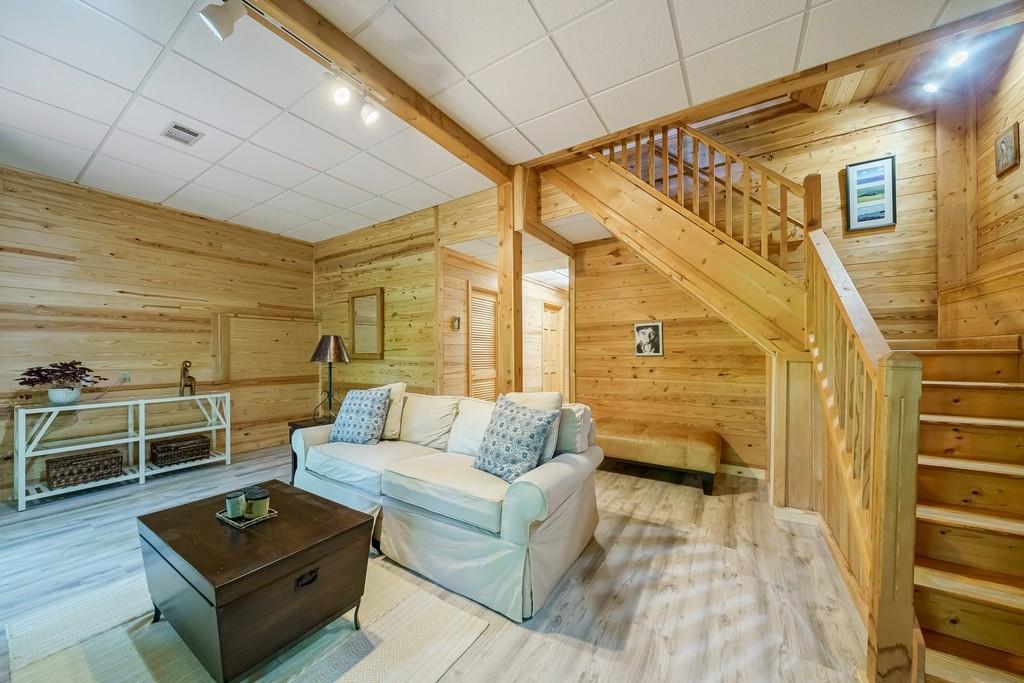 72 Shaggy Maple Lane