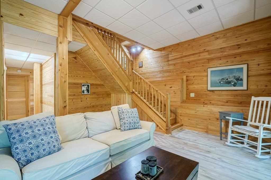 72 Shaggy Maple Lane