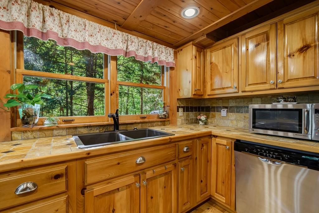 72 Shaggy Maple Lane