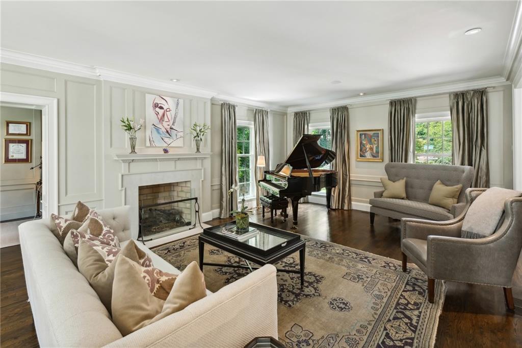 3949 Vermont Road NE