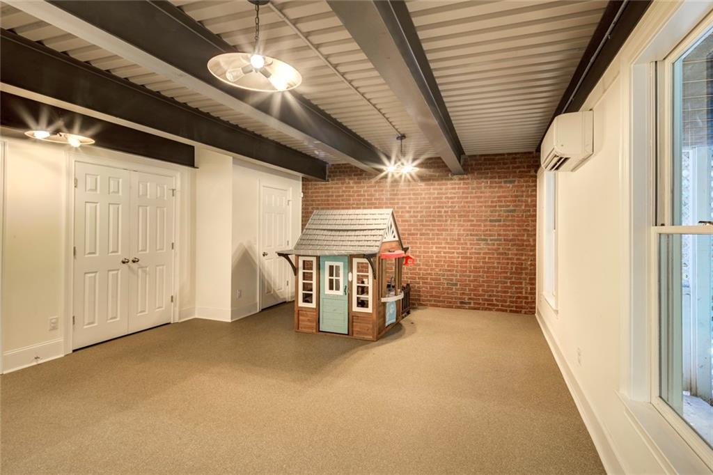 4440 Highgrove Pointe NE