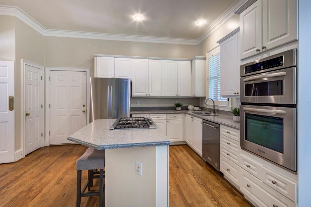 4440 Highgrove Pointe NE