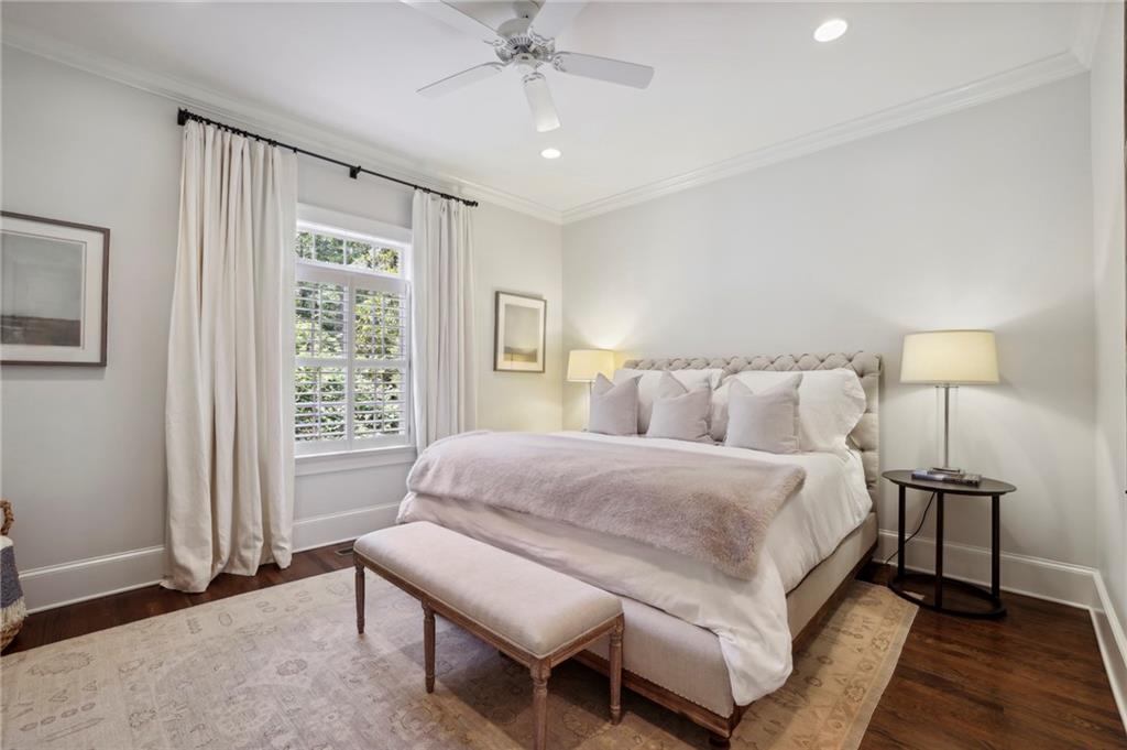 3008 Habersham Way NW